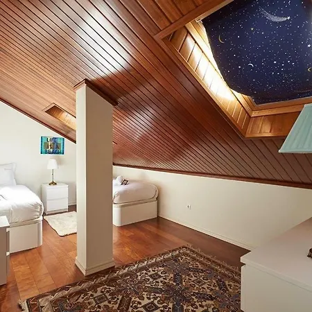 度假居 Penthouse With Balcony